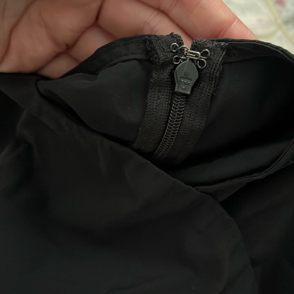 Club Monaco Elegant Top - Picture 12 of 12